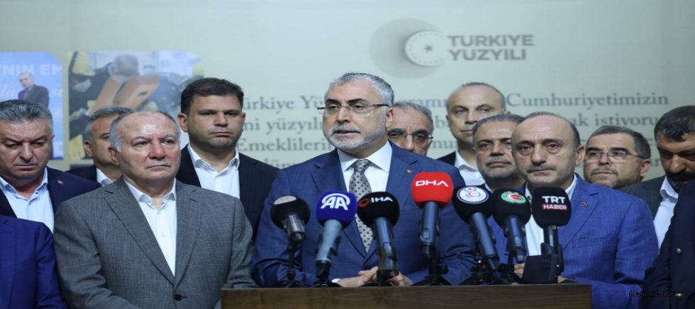 600 bin işçiyi ilgilendiren zam görüşmelerinde protokol imzalandı 