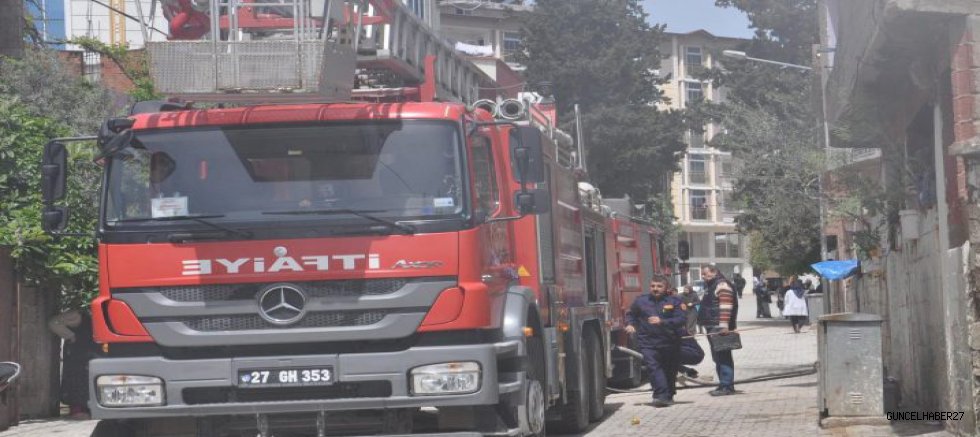 Gaziantep'te yangında 23 kişi dumandan etkilendi 