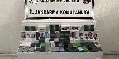 2 Milyon Lira Değerinde Gümrük Kaçağı Cep Telefonu Ele Geçirildi