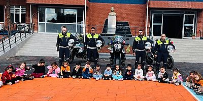 Gaziantep’te Jandarmadan Öğrencilere Trafik Eğitimi