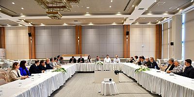 Gaziantep’te Kamu Hastaneleri Değerlendirme Toplantısı