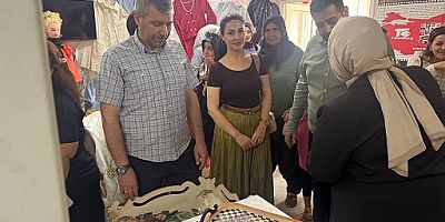 İslahiye ve Nurdağı'nda halk eğitim merkezlerince sergi açıldı 