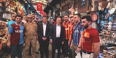 Vali Çeber, tarihi mekanda taraftarlarla bir araya geldi 