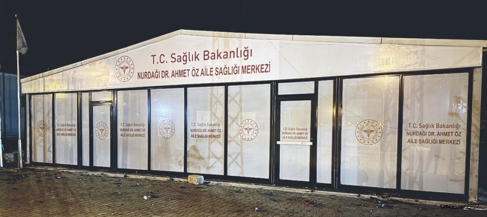 Deprem şehidi Doktor Ahmet Öz’ün adı Aile Sağlığı Merkezi’ne verildi