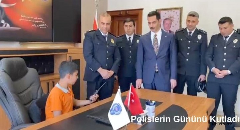 Gaziantep’te öğrenci telsizle polislerin gününü kutladı