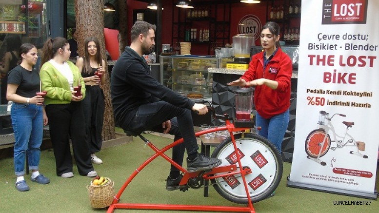 Bu kafe’de müşteri kendi kokteylini bisiklet sürme keyfiyle %50 indirimle kendi hazırlıyor!