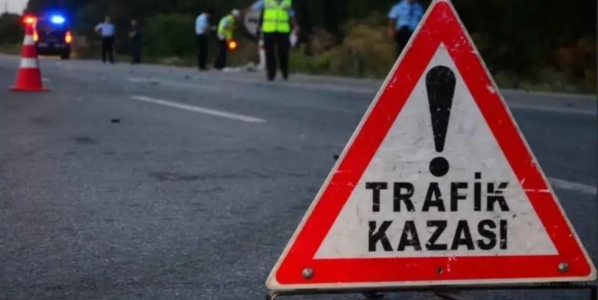 Gaziantep’te hafif ticari araç ile otomobil çarpıştı: 5 ölü,2 yaralı