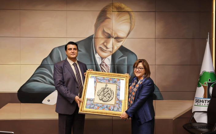 Başkan Şahin, Şehitkâmil’de Yılmaz ile bir araya geldi