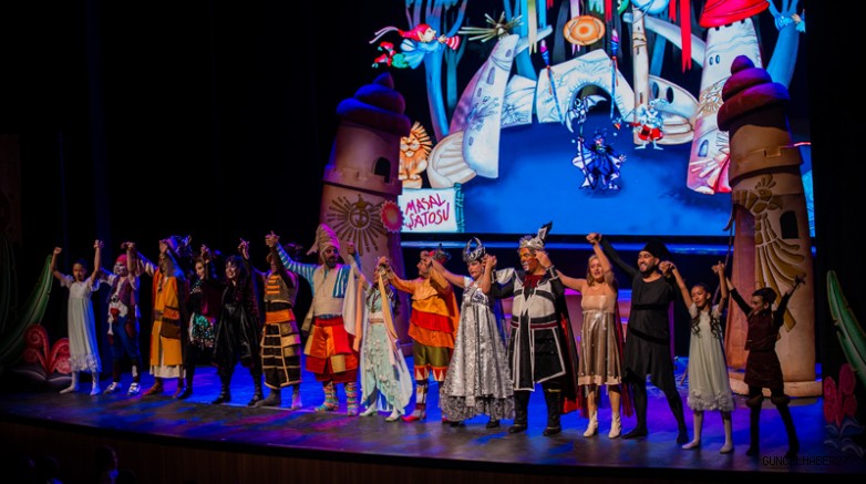 GastroAntep’te Damaklarda Lezzet, Sokaklarda Sanat