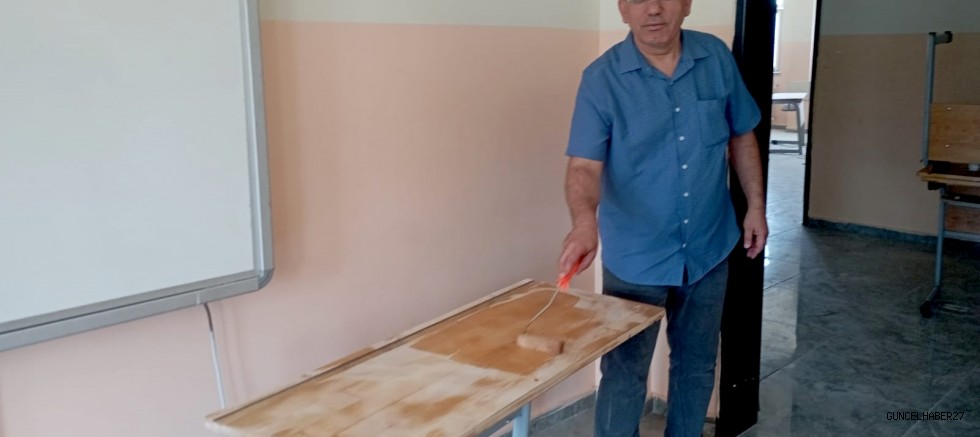 Gaziantep’te öğretmenlerden sıra tadilatı