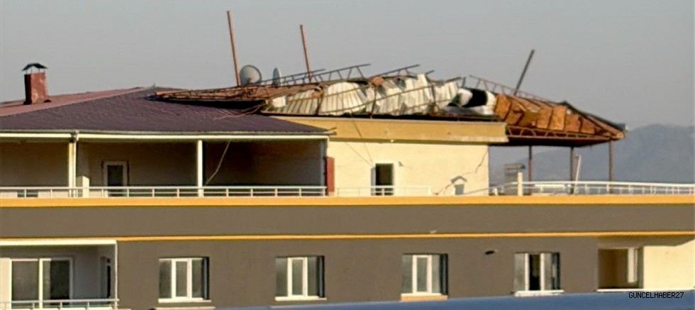 Gaziantep’te şiddetli rüzgâr etkili oldu