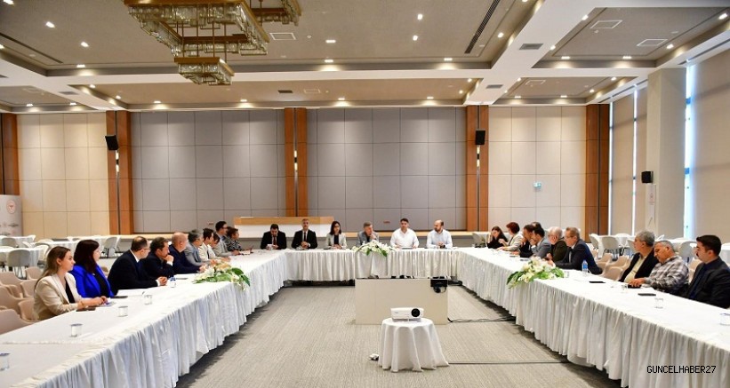 Gaziantep’te Kamu Hastaneleri Değerlendirme Toplantısı