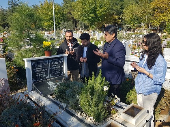 Fatih Öğretmen, 24 Kasım Öğretmenler Gününde kabri başında anıldı