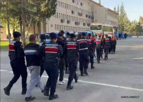 DEAŞ’ın Finansman Ağına Şafak Baskını: 13 Şüpheli Yakalandı