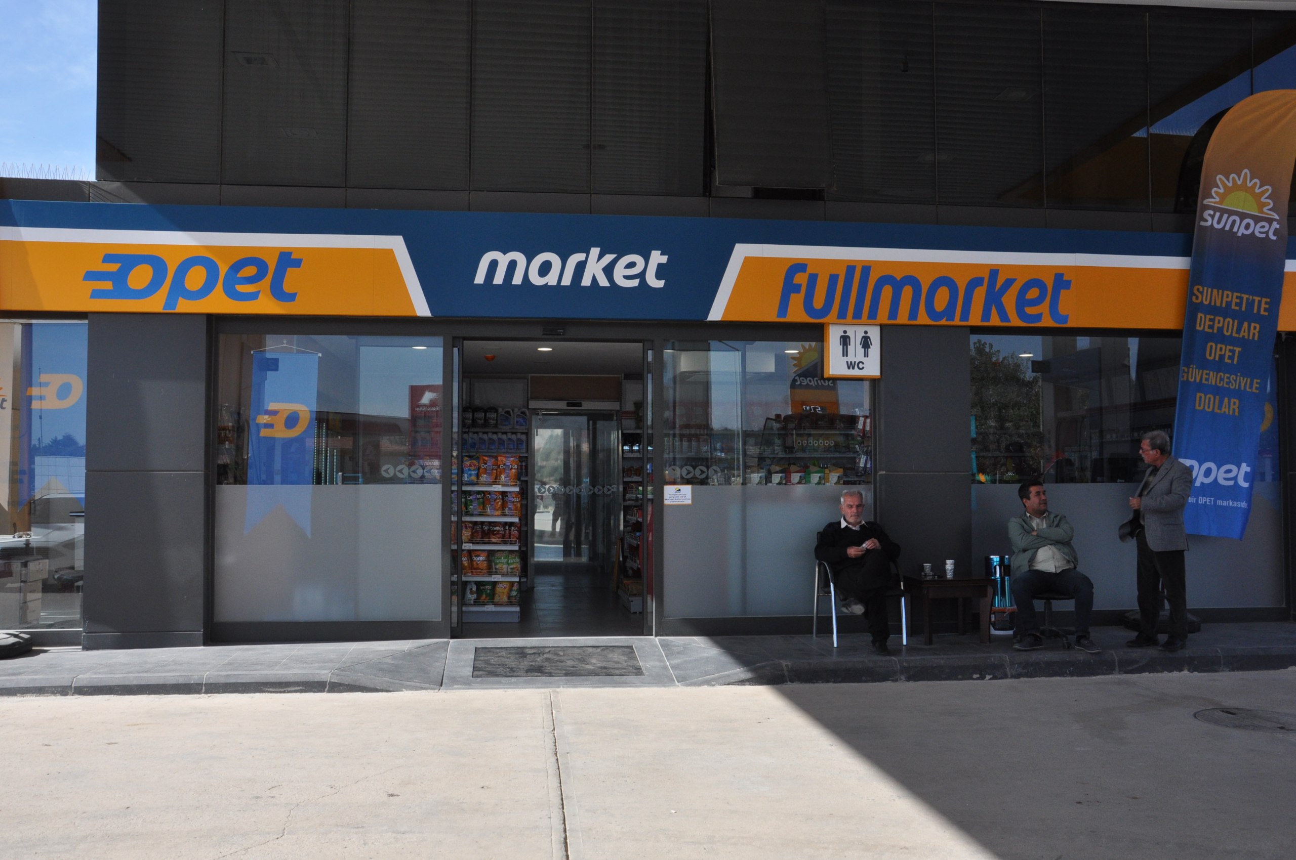 ERSOY KARDEŞLERDEN İSLAHİYE’YE GÜVENİLİR AKARYAKIT HİZMETİ