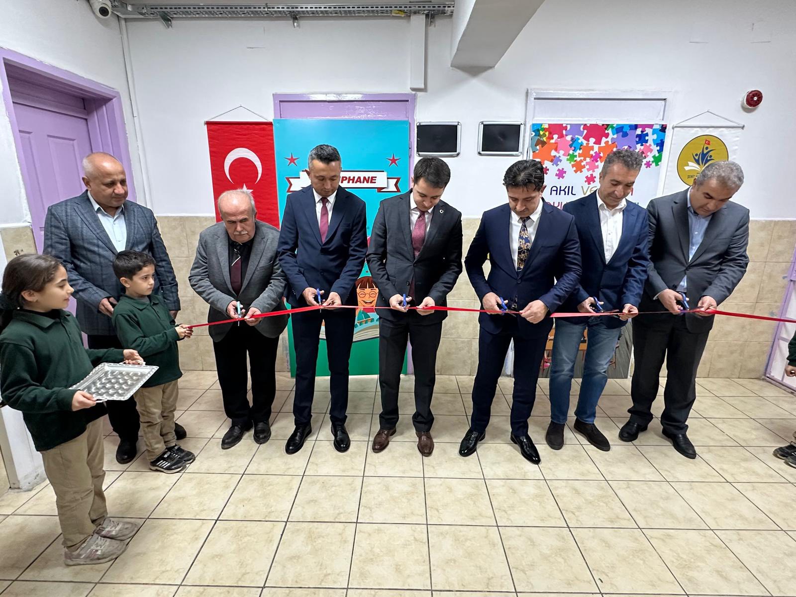 HASSA’DA “AKIL VE ZEKA OYUNLARI SINIFI” HİZMETE AÇILDI