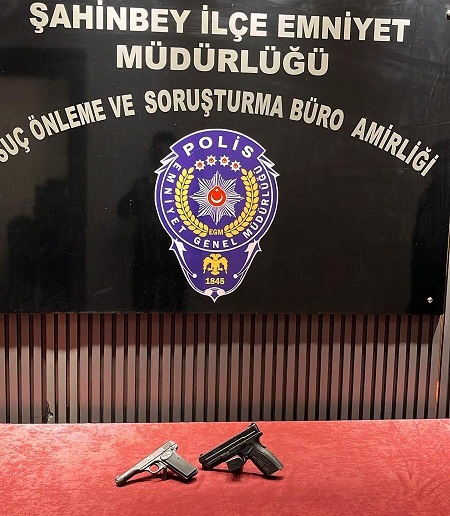 GELİN ALMA MERASİMİNDE 2 ADET RUHSATSIZ TABANCA ELE GEÇİRİLDİ
