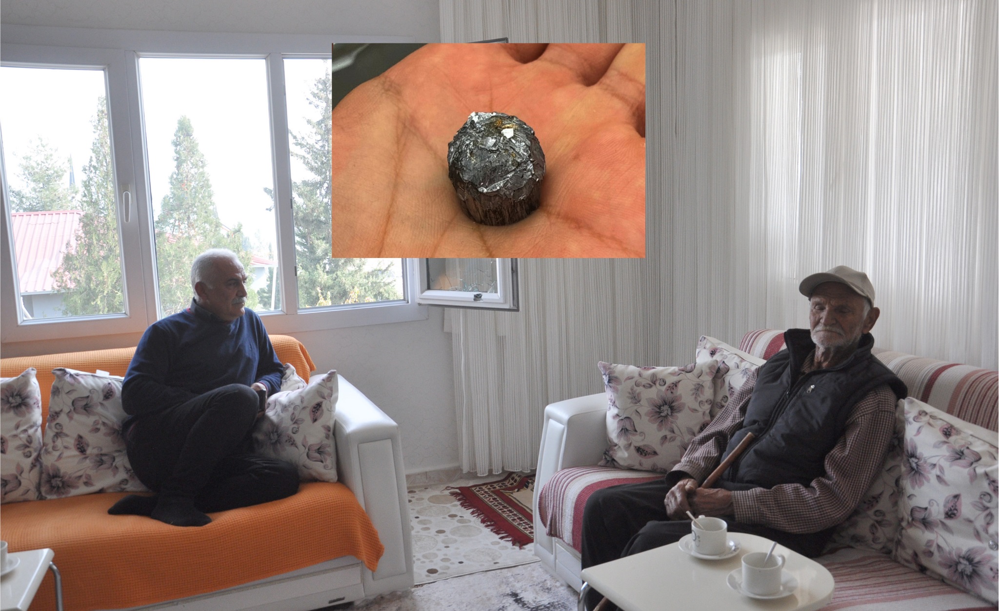 EVLERİNİN CAMINA DOMUZ KURŞUNU İSABET EDEN AİLE BÜYÜK TEHLİKE ATLATTI