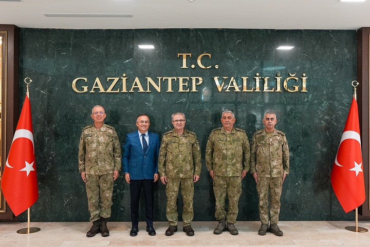 ORGENERAL METİN TOKEL’DEN VALİ ÇEBER’E ZİYARET
