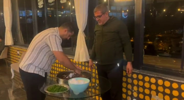 GAZİANTEP’TE KAR İLE ÇİĞ KÖFTE YOĞURDULAR