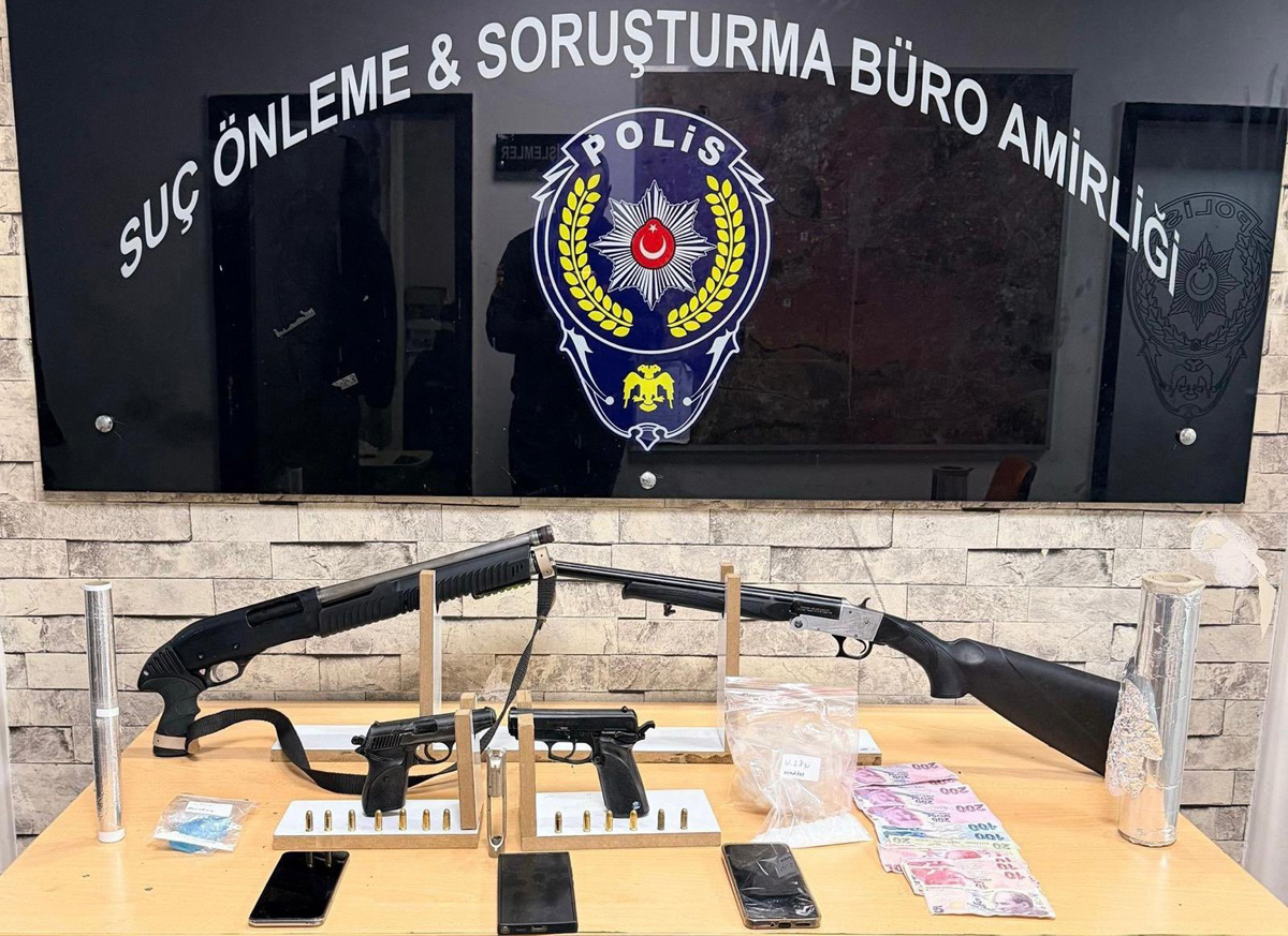 GAZİANTEP’TE SİLAH VE UYUŞTURUCU OPERASYONU
