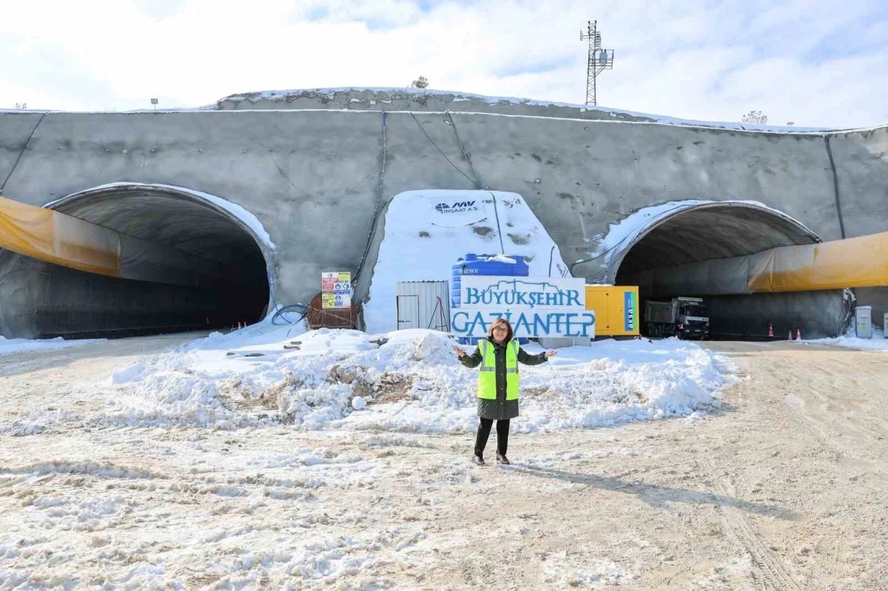 DÜLÜK-OSB TÜNELİNDE YÜZDE 25’İ TAMAMLANDI