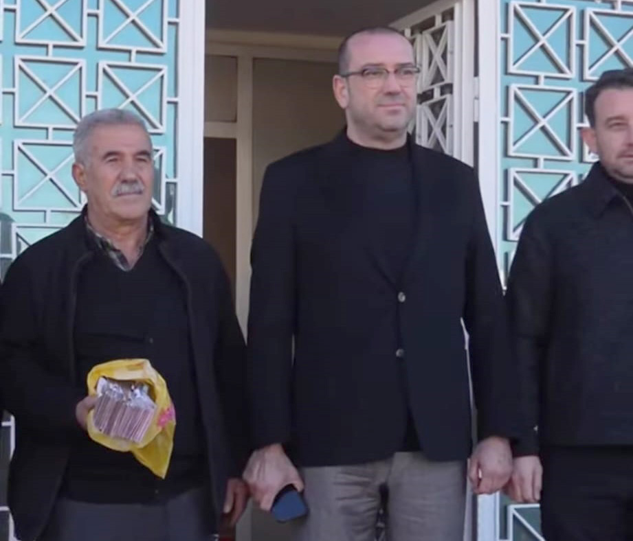 GAZİANTEP’TE 110 BİN TL’Yİ YANLIŞLIKLA ÇÖPE ATTI