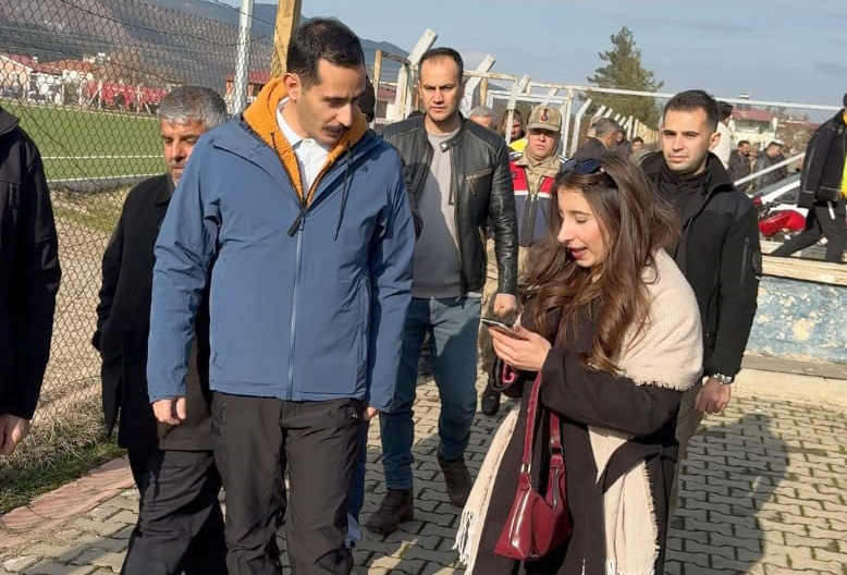 KAYMAKAM SOYLU, DEPREM SONRASI SPORLA İYİLEŞİYORUZ