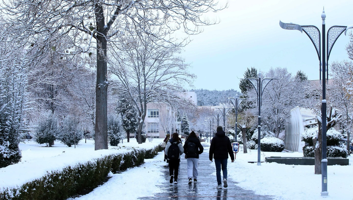 GAZİANTEP VALİLİĞİ DUYURDU: CUMA GÜNÜ OKULLAR TATİL