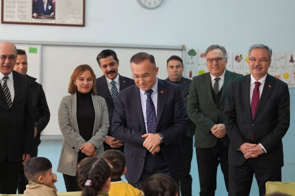 GAZİANTEP’TE 690 BİN ÖĞRENCİ KARNE ALDI