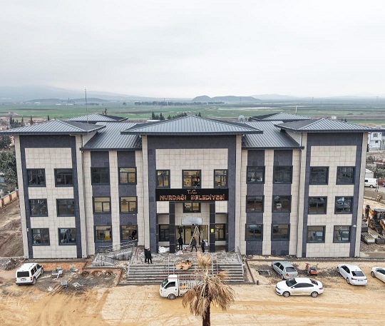 NURDAĞI BELEDİYESİ YENİ HİZMET BİNASINDA KAVUŞTU