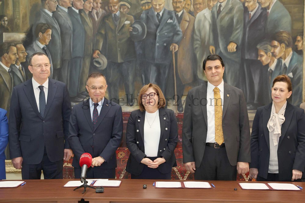 ENGELSİZ AKTİF YAŞAM MERKEZİ İÇİN İMZALAR ATILDI