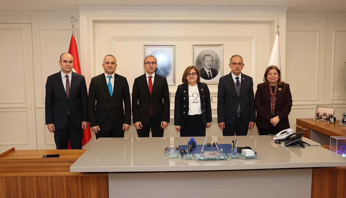 GAZİANTEP BÜYÜKŞEHİR’DEN ÜNİVERSİTE ÖĞRENCİLERİNE MESLEKİ DENEYİM FIRSATI