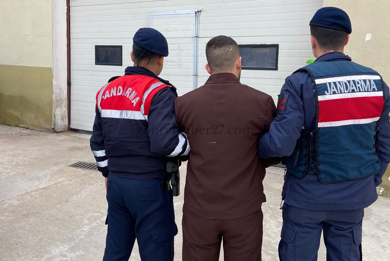 GAZİANTEP’TE 16 YIL HAPİS CEZASIYLA ARANAN ŞAHIS YAKALANDI