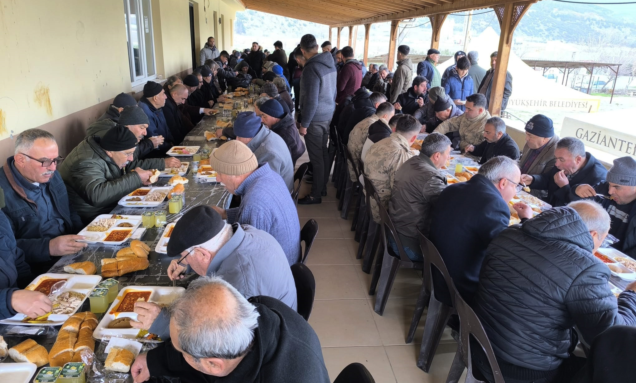 DEPREM ŞEHİTLERİ İÇİN MEVLİD-İ ŞERİF OKUNDU