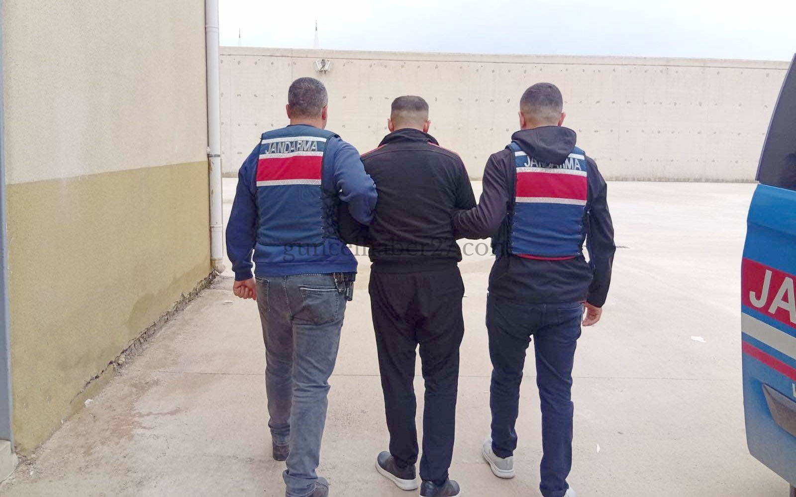 GAZİANTEP’TE JANDARMADAN GÖÇMEN KAÇAKÇILARINA OPERASYON