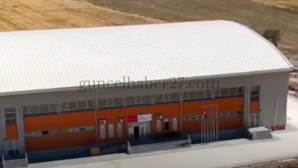 İSLAHİYE’DE 500 SEYİRCİ KAPASİTELİ SPOR TESİSİ HİZMETE GİRDİ