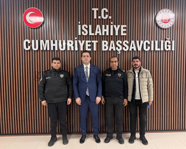 KAYIP DEPREMZEDE İREM KARACA’NIN CENAZESİNİN BULUNMASINDA GÖREV ALAN EMNİYET EKİBİNE TEŞEKKÜR