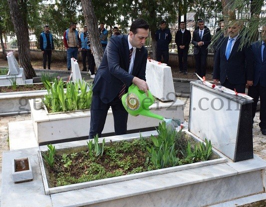 ŞEHİTLİKTE ANLAMLI ZİYARET VE TEMİZLİK ETKİNLİĞİ