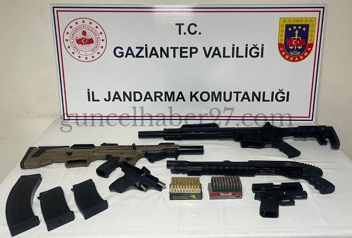 SİLAH KAÇAKÇILIĞINA JANDARMADAN GEÇİT YOK