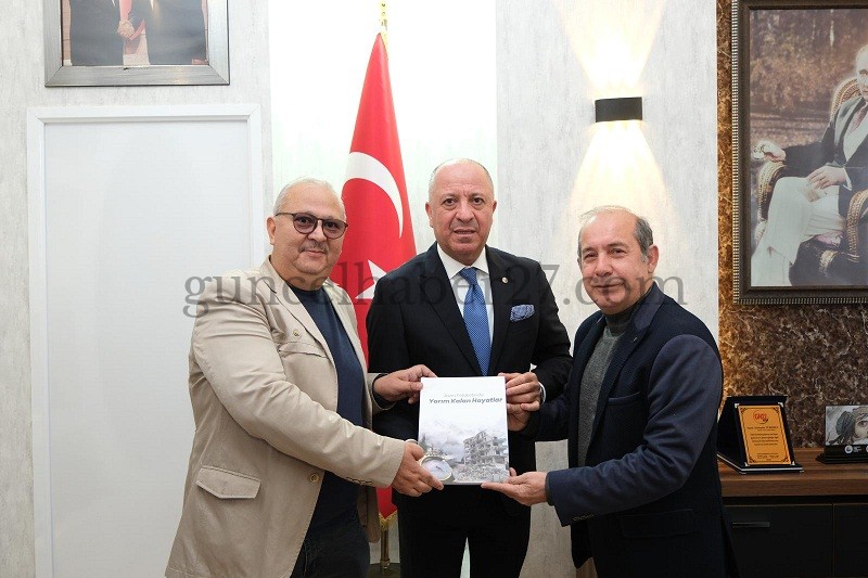 GUNCELHABER27.COM’DAN ASO BAŞKANI ARDIÇ’A KİTAP TAKDİMİ