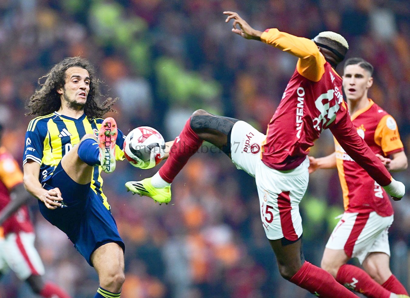 DERBİNİN GALİBİ GALATASARAY OLDU