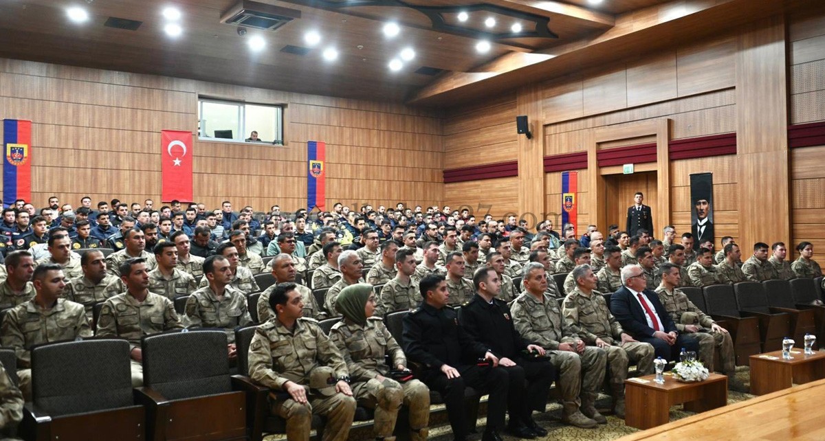 GAZİANTEP’TE JANDARMAYA FİNANSAL OKURYAZARLIK EĞİTİMİ