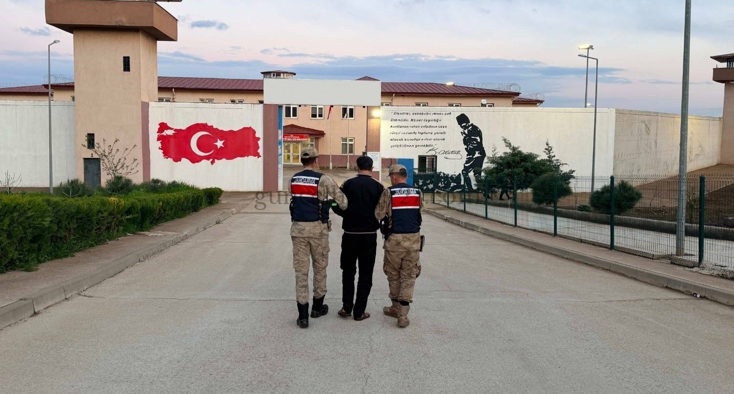 GAZİANTEP’TE KİMLİK SORGUSUNDA FİRARİ HÜKÜMLÜ YAKALANDI