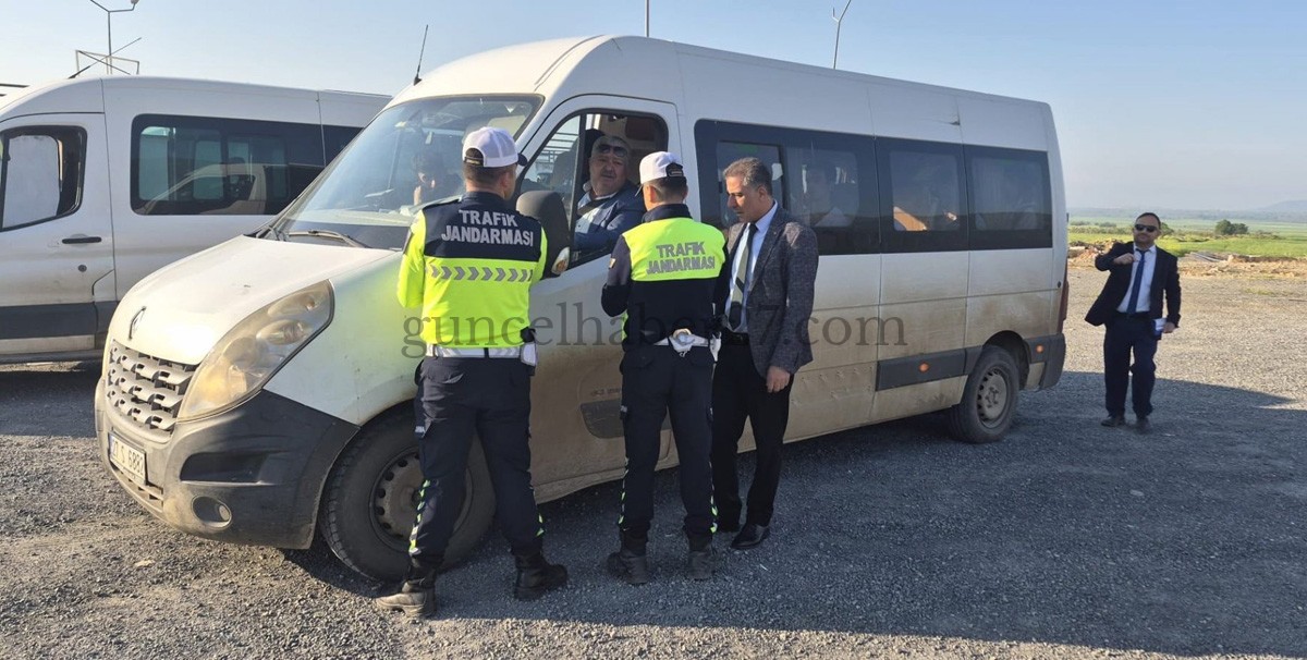 GÜVENLİ YOLCULUK İÇİN OKUL SERVİSLERİ DENETLENDİ