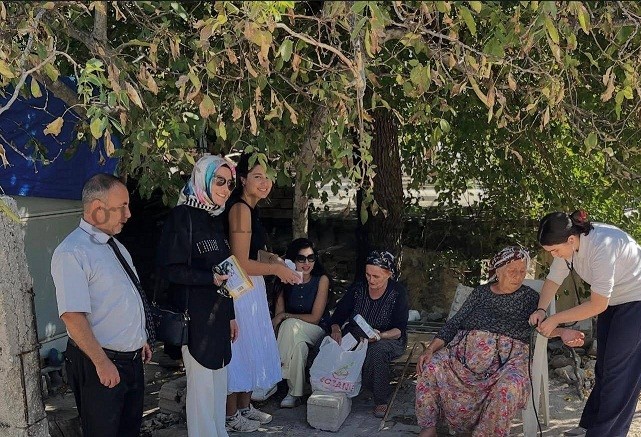 ÖĞRENCİLERDEN KIRSALDA ANLAMLI SAĞLIK ÇALIŞMASI