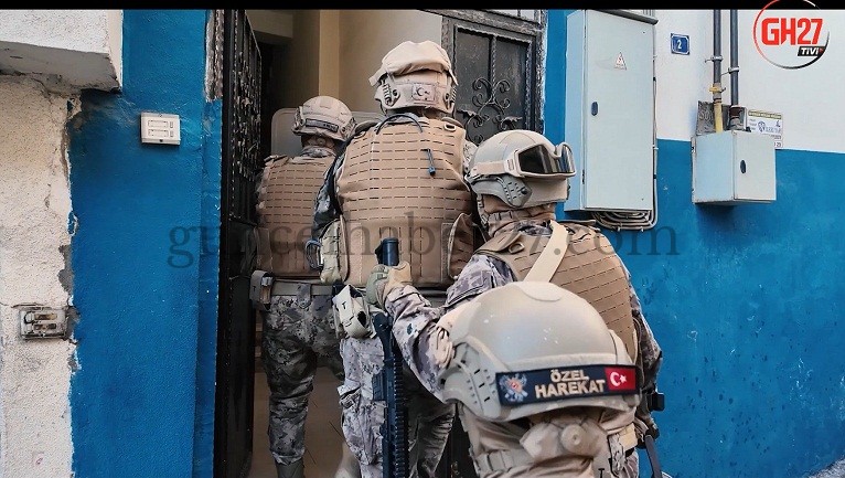 GAZİANTEP MERKEZLİ 7 İLDE UYUŞTURUCU ÖRGÜTÜNE OPERASYON: 34 ŞÜPHELİ YAKALANDI