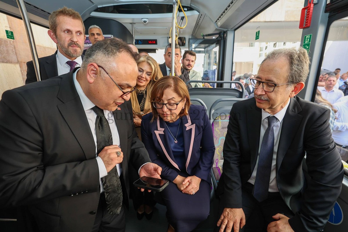 GAZİANTEP’TE BİR İLK TOPLU TAŞIMDA DİJİTAL EĞLENCE DÖNEMİ