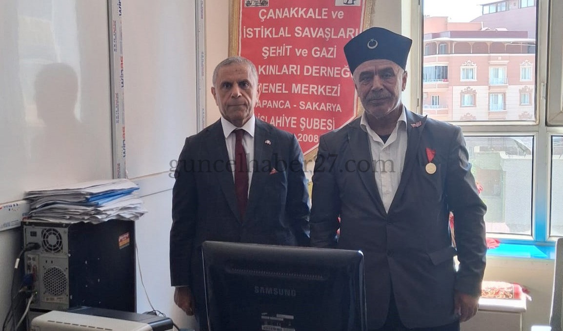 MHP İLÇE BAŞKANI KARAKUŞ’TAN GAZİLER DERNEĞİNE ZİYARET