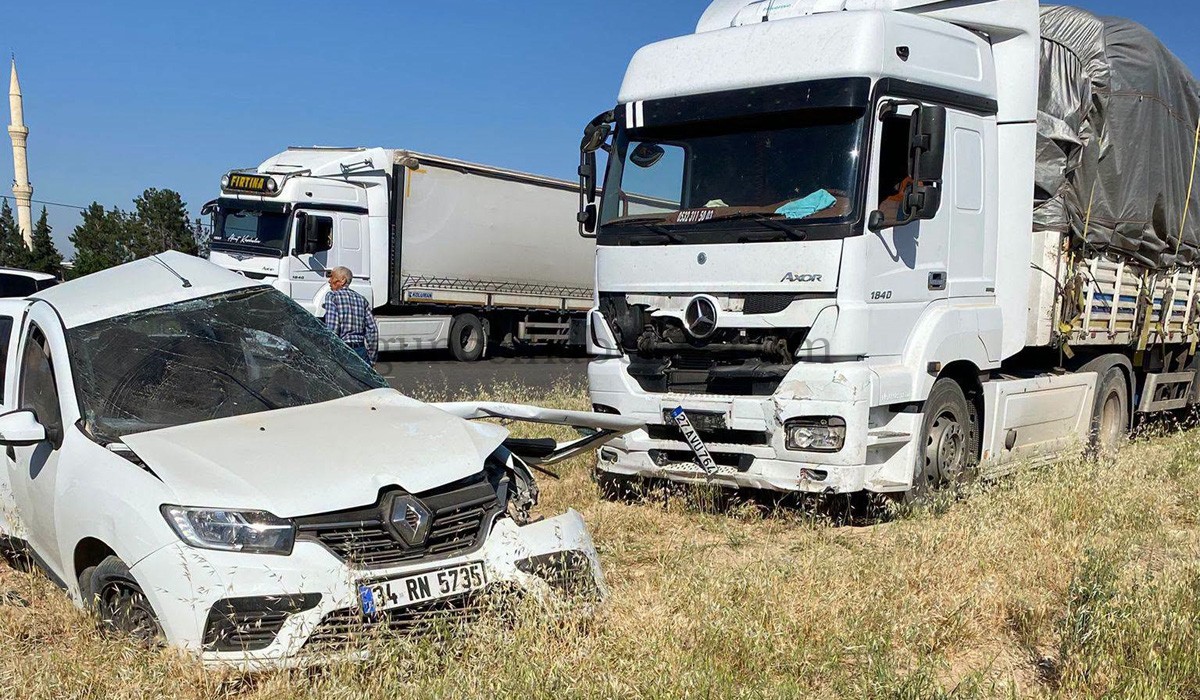 YKS, SINAVINA GİDERKEN KAZADA YARALANDILAR